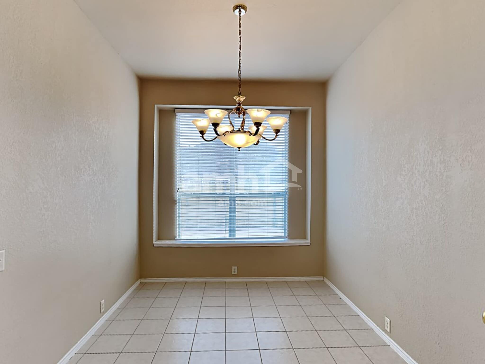 Building Photo - 2910 Saint Jude Dr