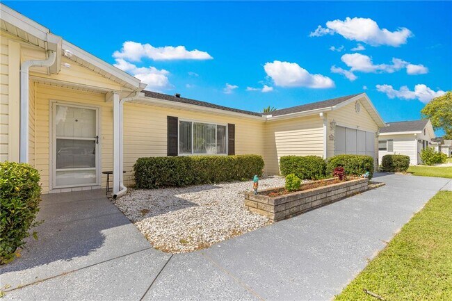Building Photo - 9916 SE 175th Pl