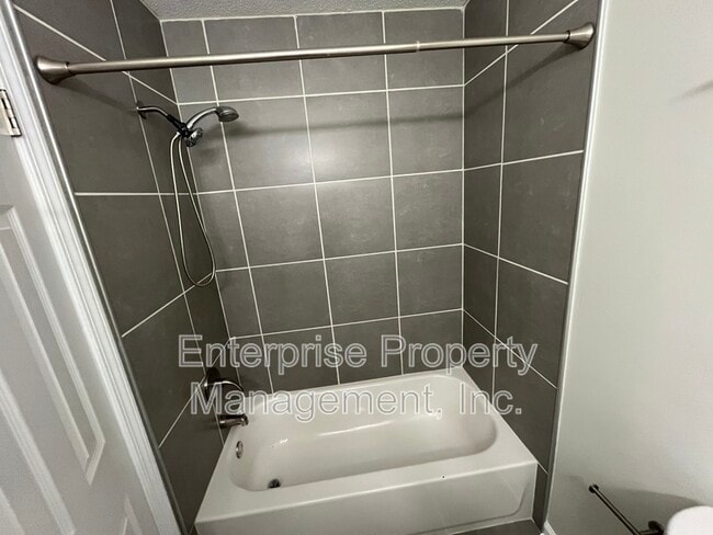 Building Photo - 6243 Brightwood Cove