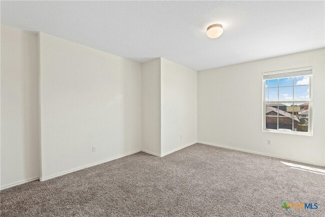 Building Photo - 513 Circle Wy