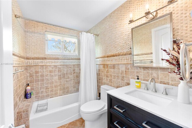Building Photo - 16001 SW 77th Ct