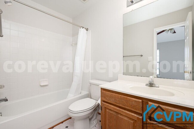 Building Photo - 1691 Fallowfield Ct