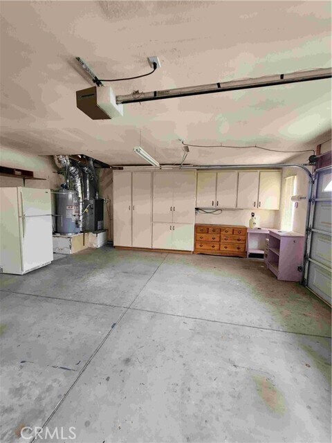 Building Photo - 856 Harrow St