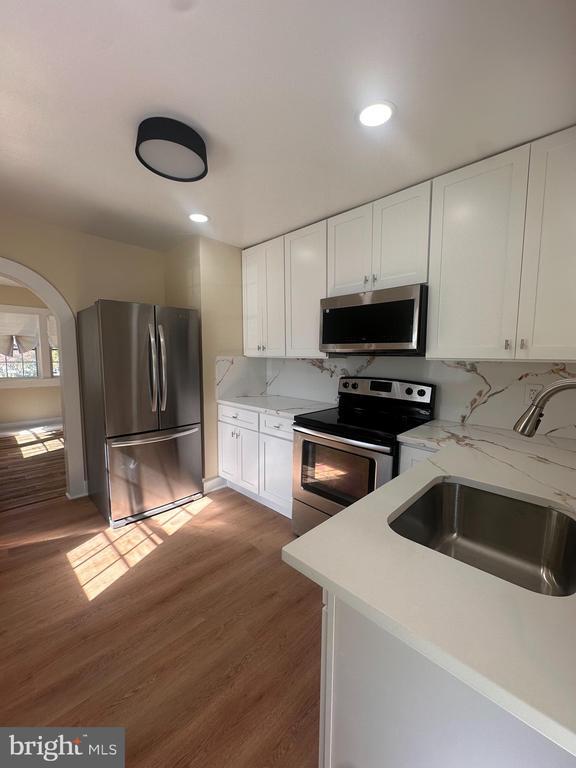 Building Photo - 3354 Richmond Hwy