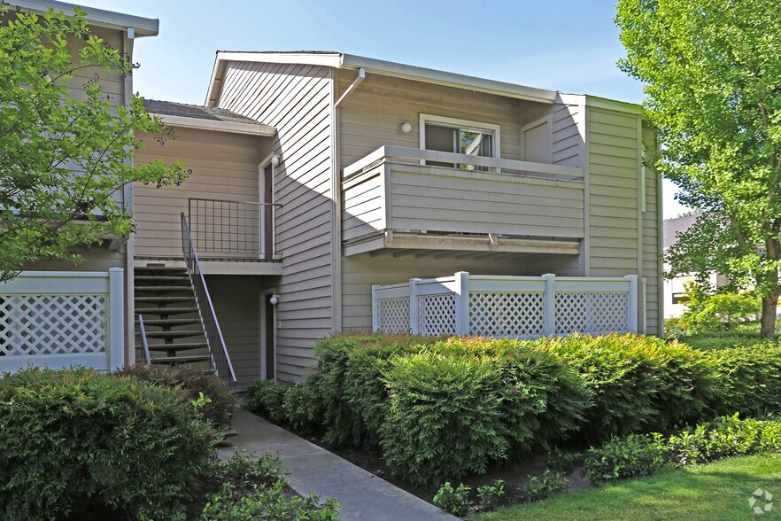 Westdale Commons Apartments 4121 Dale Rd Modesto CA 95356 Apartment