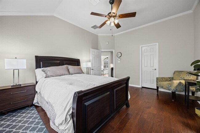 Building Photo - 13019 Scofield Farms Dr