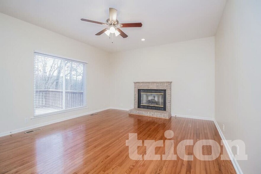 Building Photo - 1609 Crosswind Pl