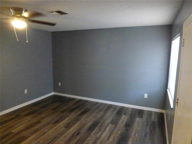 Building Photo - 197 Highland Rd