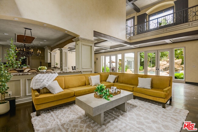 Building Photo - 4705 Los Feliz Blvd