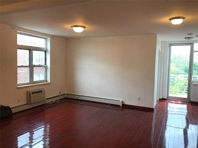 Building Photo - 141-52 33rd Ave