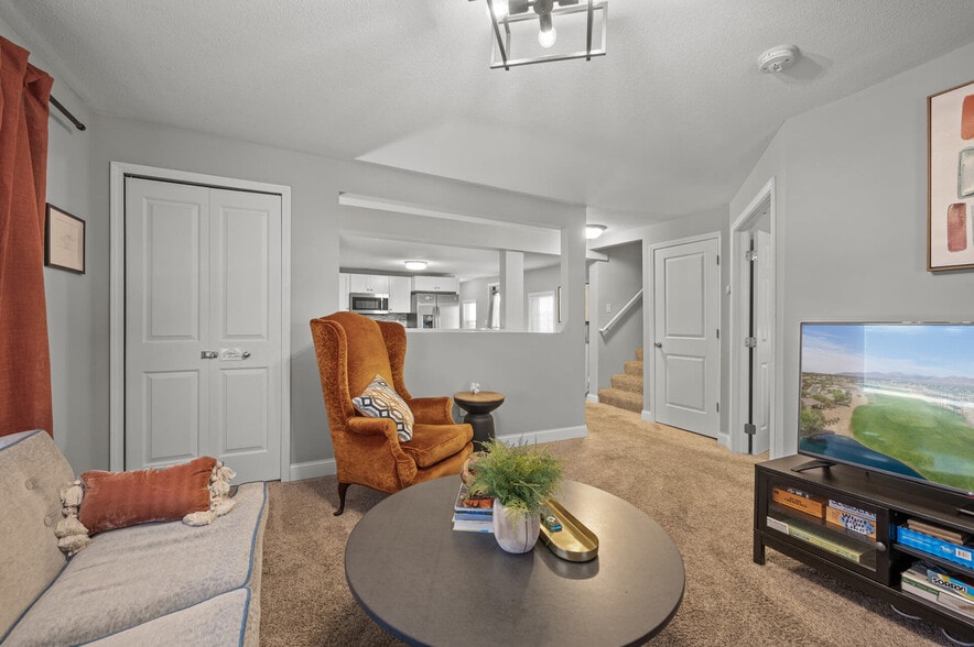 Building Photo - 771 Buffalo St