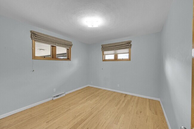Building Photo - $3,095.00 - HALF OFF First Months' Rent - 3 Bedrooms, 2 Bathrooms Single Family Home in Arvada wi...