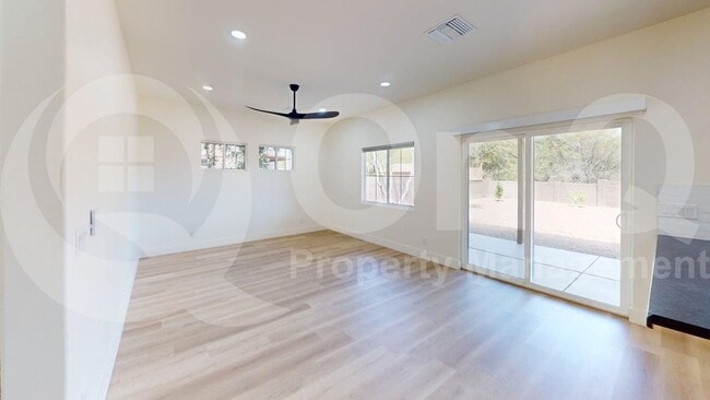 Building Photo - 9202 N Camino del Fierro