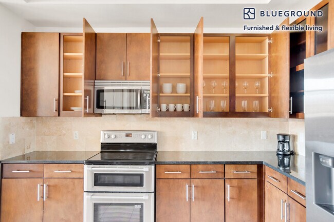 Building Photo - 816 Acoma St