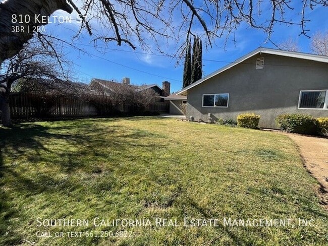 Building Photo - 810 Kelton St