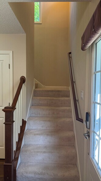 Building Photo - 15726 60th Ave N