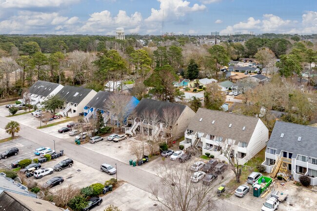 Wide aerial view. - Cambridge Apartments