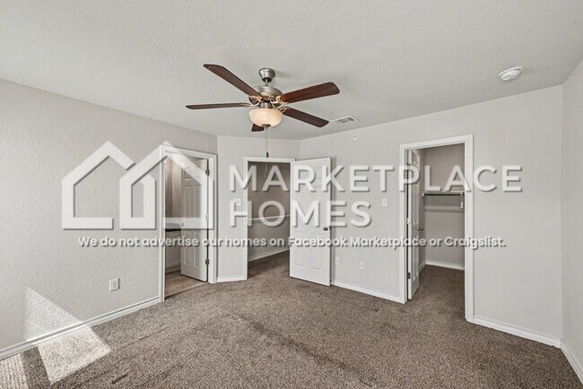 Building Photo - 16917 Dancing Ava