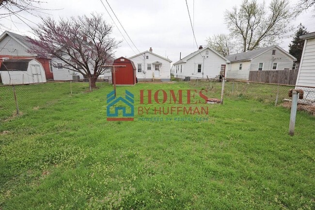 Building Photo - Two Bedroom House | Now Available