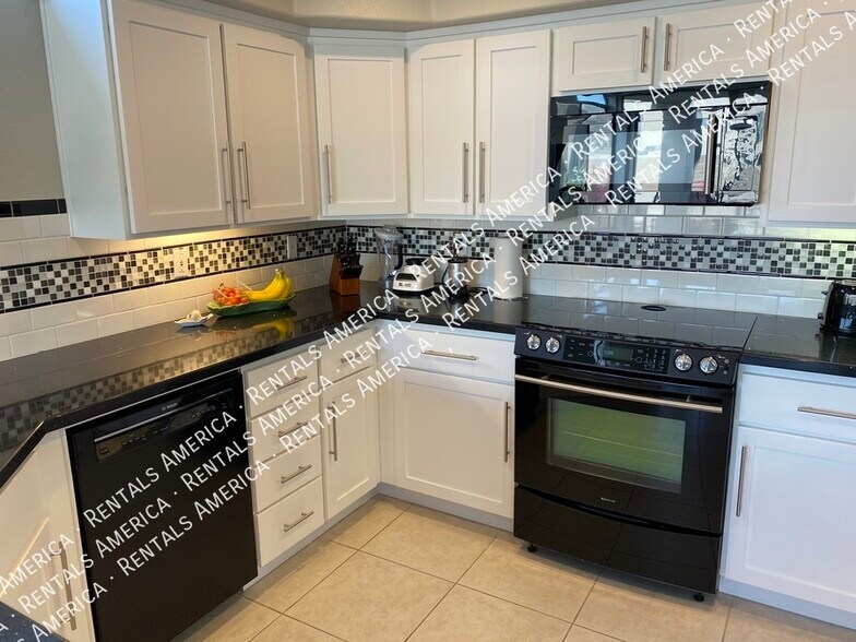 Building Photo - 7400 E Gainey Club Dr