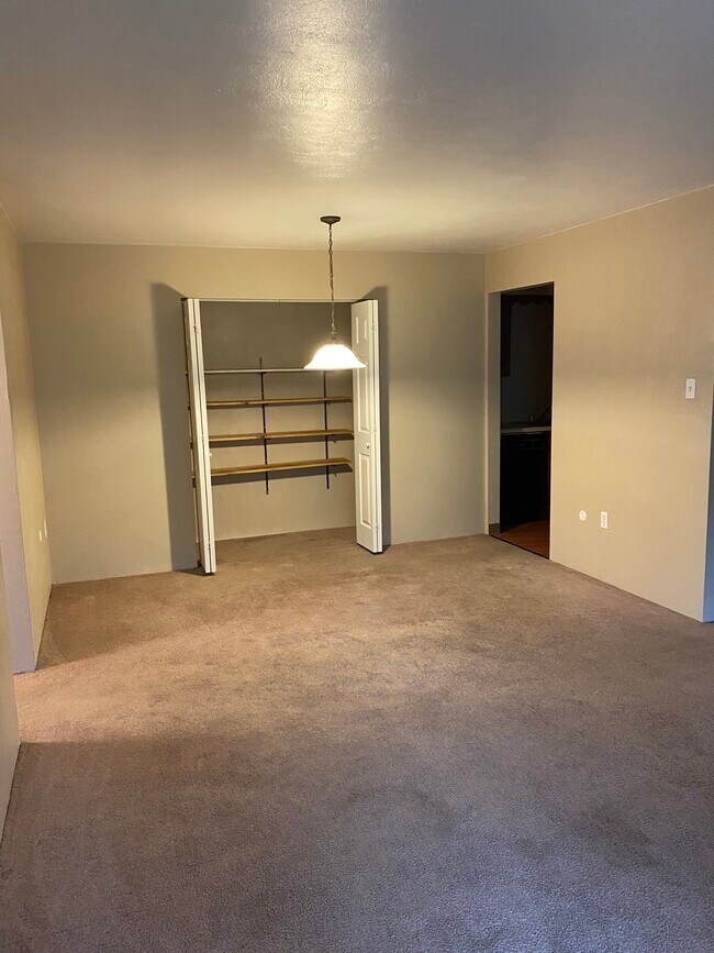 Building Photo - 203 Coraopolis Rd