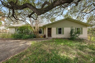 Building Photo - 7 Lone Oak Trail