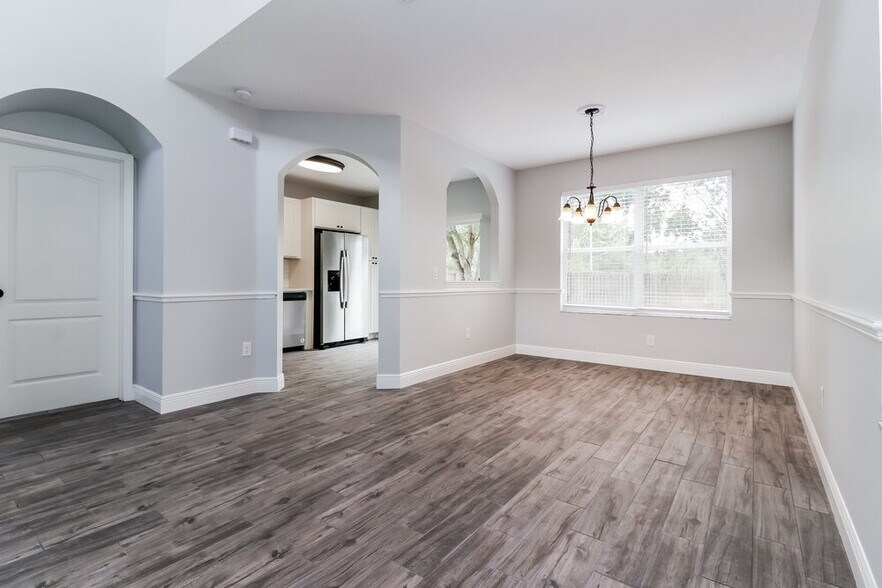 Building Photo - 18034 Birdwater Dr