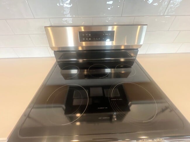 Building Photo - 312 Traywick Pl