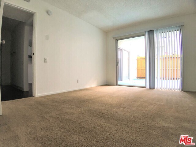 Building Photo - 269 S Lafayette Park Pl