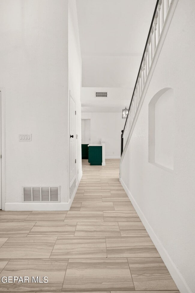 Building Photo - 11309 Loma Linda Cir