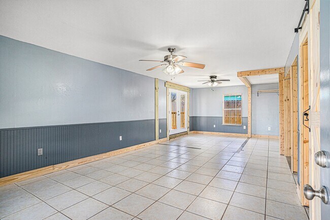 Building Photo - 4514 36th St E