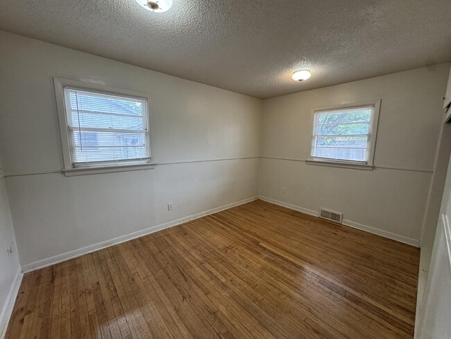 Building Photo - 3709 23rd St