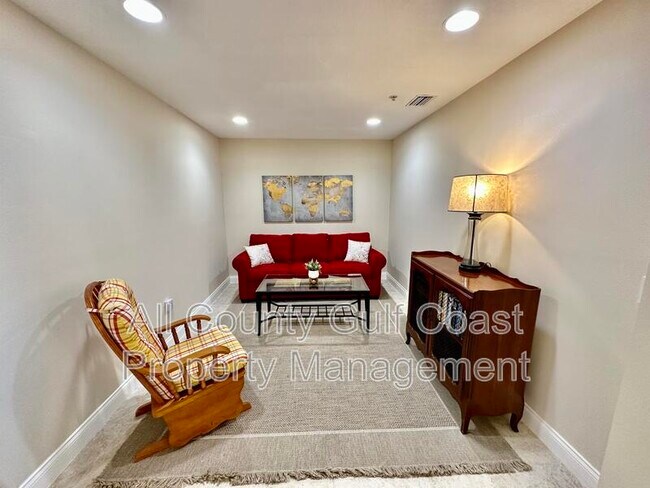 Building Photo - 611 Riviera Dunes Way