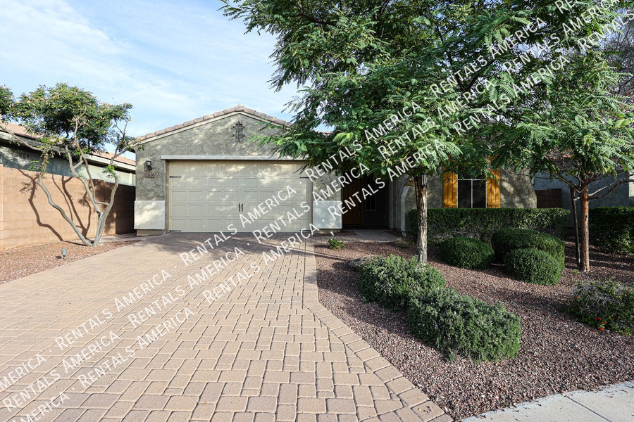 Building Photo - 2616 W Perola Dr