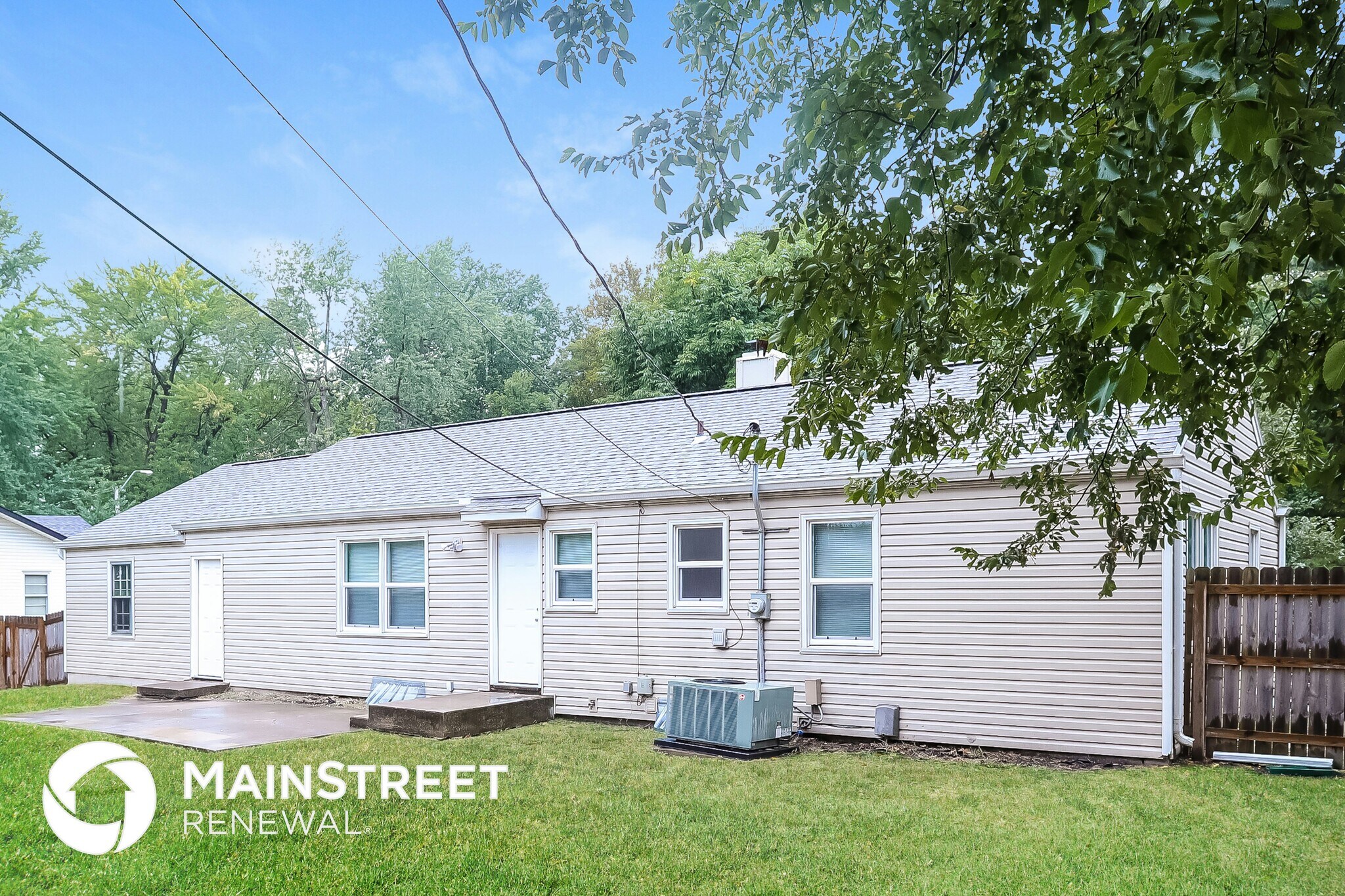 Building Photo - 9505 Newton Ave