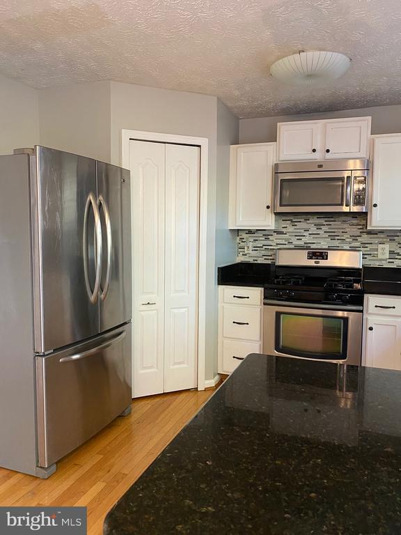 Building Photo - 3282 Halcyon Ct