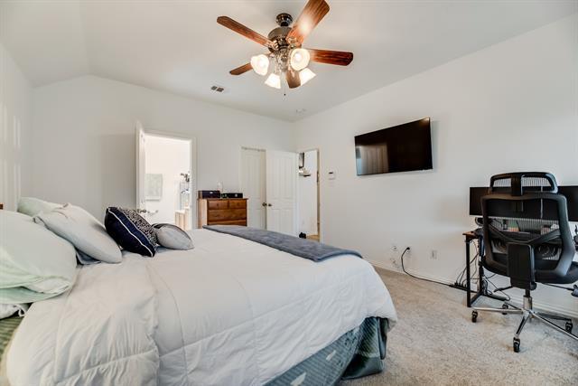 Building Photo - 2404 Castle Creek Dr