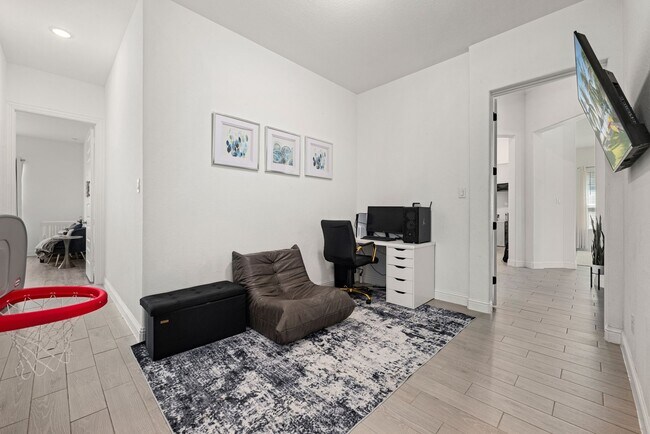 Building Photo - 31611 Donoso Dr