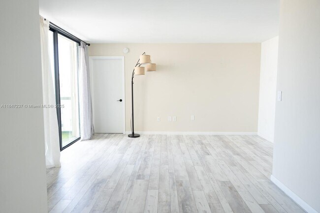 Building Photo - 2055 SW 122nd Ave