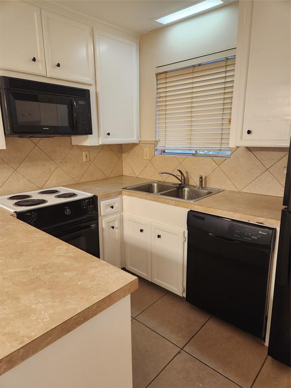 Building Photo - 1511 Silverpines Rd