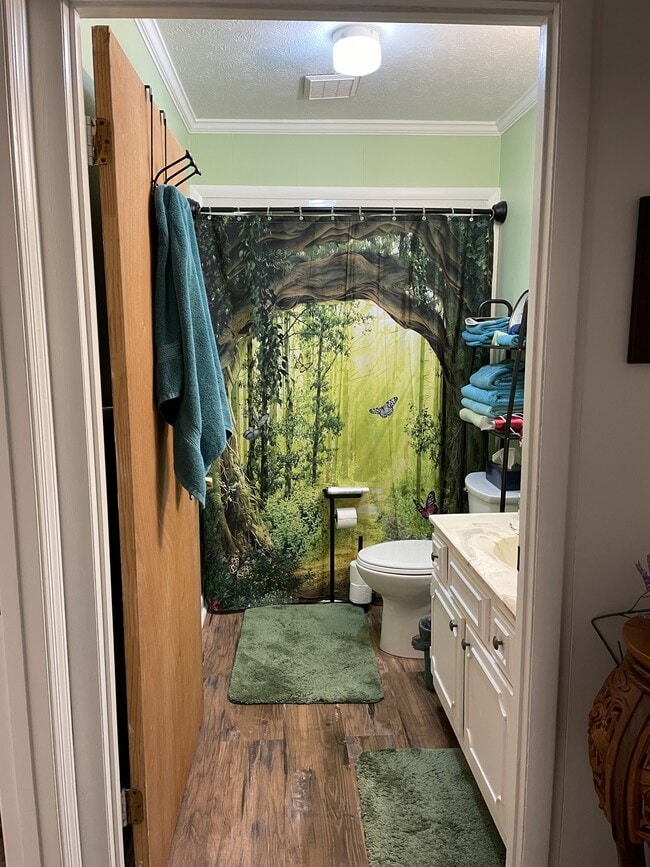 Building Photo - 111 Aycock Ave