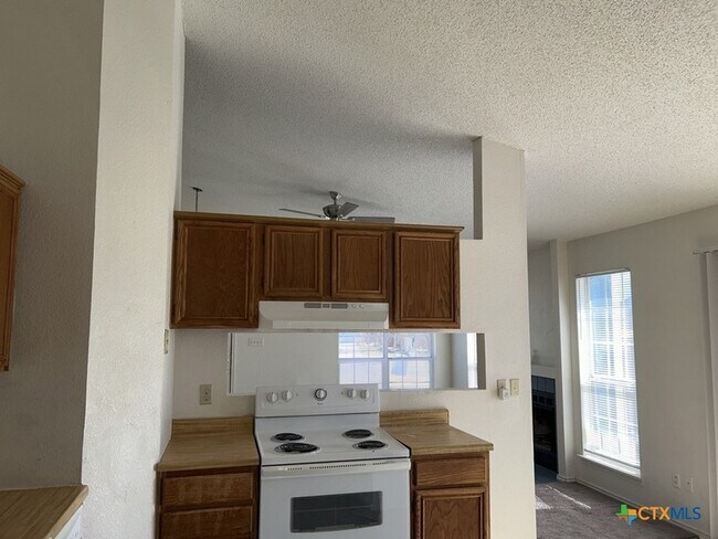 Building Photo - 2305 Purser Dr