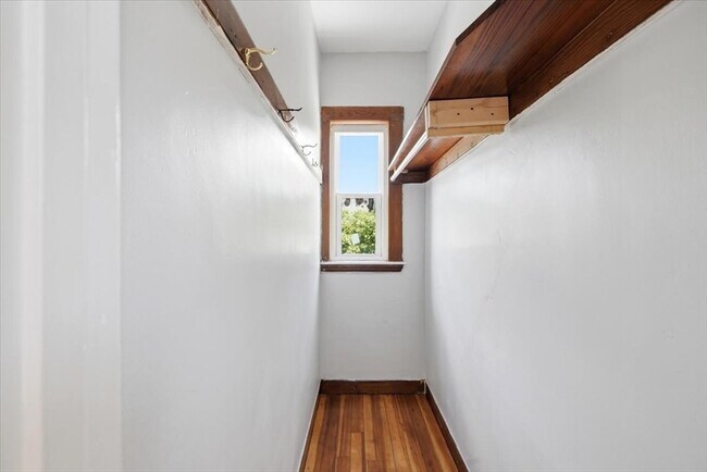 Building Photo - 29 Mt Ida Rd