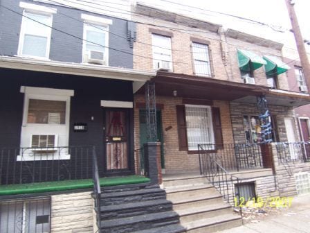 Building Photo - 1916 S Norwood St