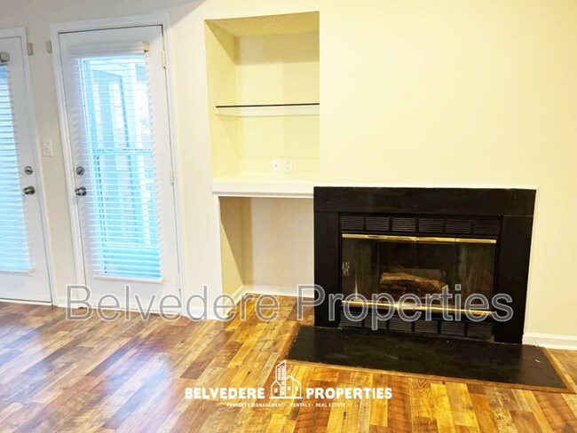 Building Photo - 3726 Wayfarer Dr