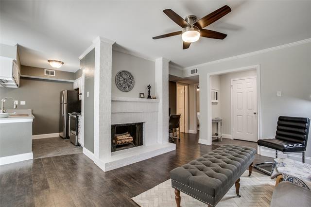 Building Photo - 16301 Ledgemont Ln