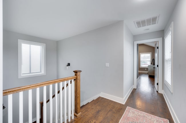 Building Photo - 338 Vivelle Ave