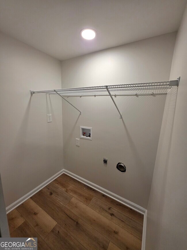 Building Photo - 76 Cobblestone Creek