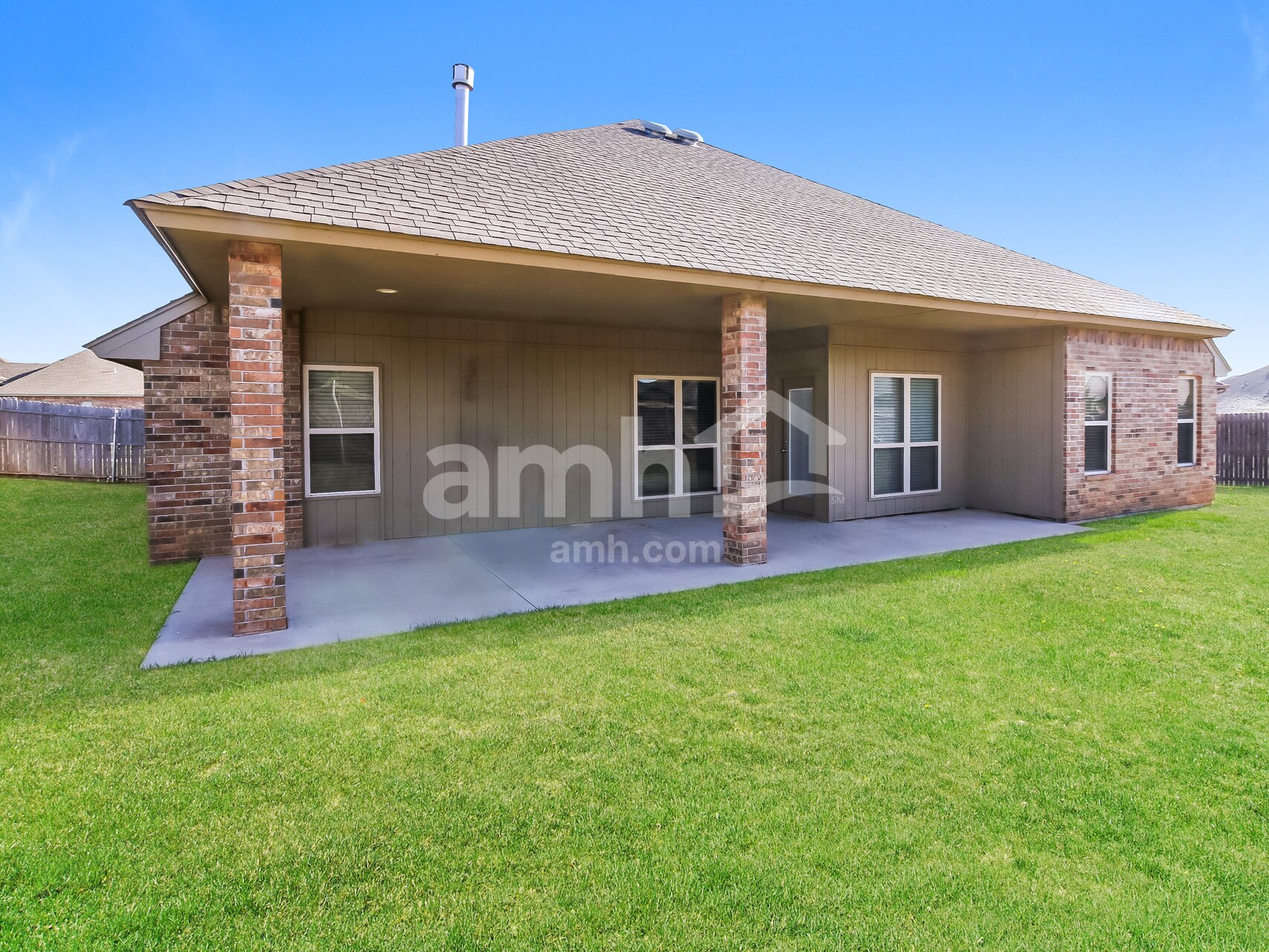 Building Photo - 809 Tea Rose Dr