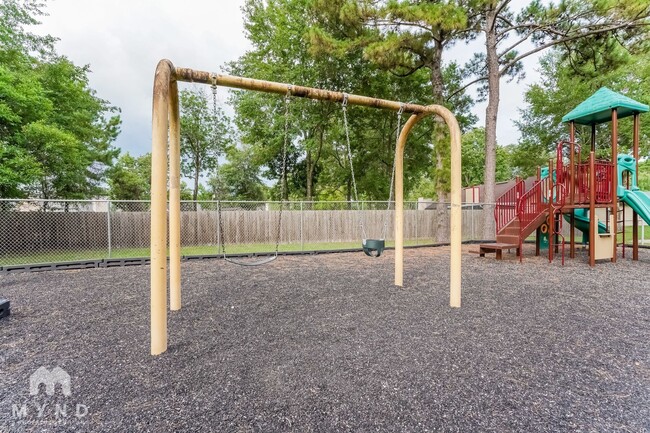 Building Photo - 398 Willow Green Dr